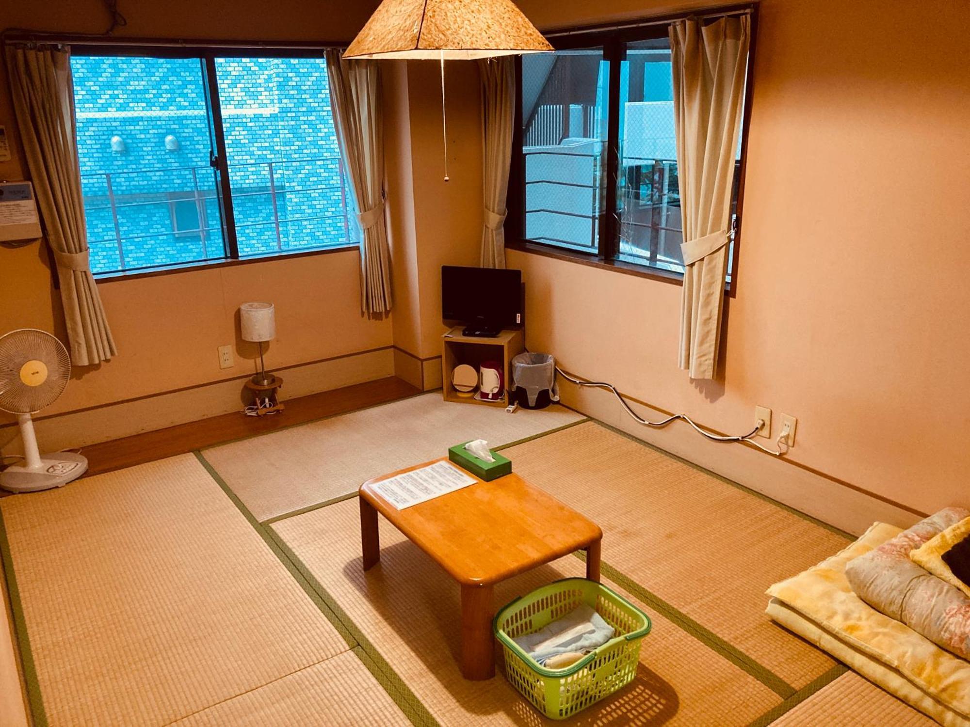 Hostel Hakuseiso Naha Exteriér fotografie